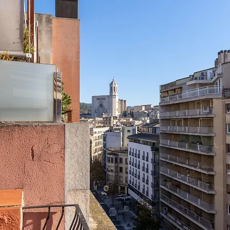 Ultonia Готель