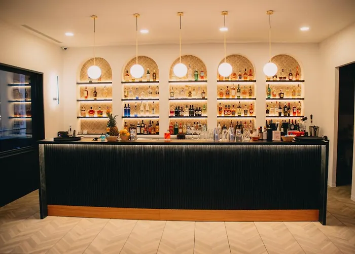 Ultonia خيرونا