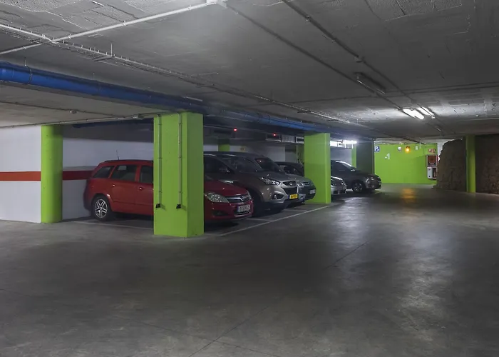 Ultonia 3* خيرونا