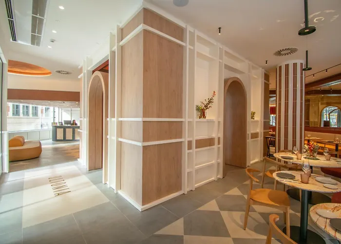 Ultonia 3* خيرونا