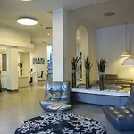 호텔 Ultonia 3*